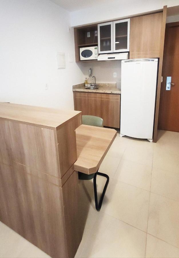 Sm1805 Flat Regiao Prox Embaixada Americana *